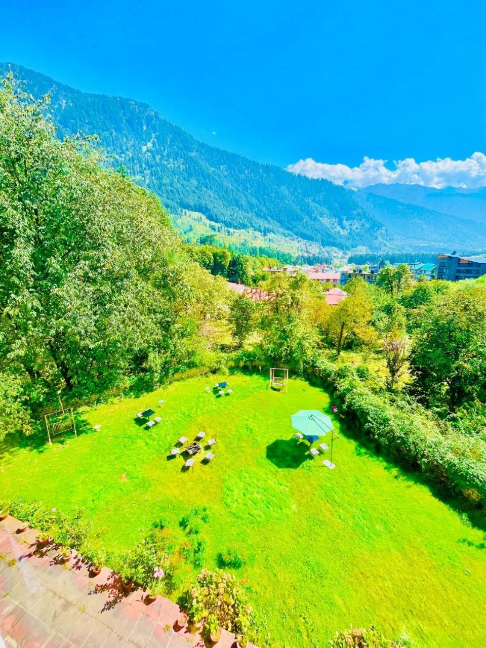 Sagar Resort !! Mountain View ! Luxury Stay ! Family Resort ! Private Parking ! Near Mall Road Manāli Exteriér fotografie