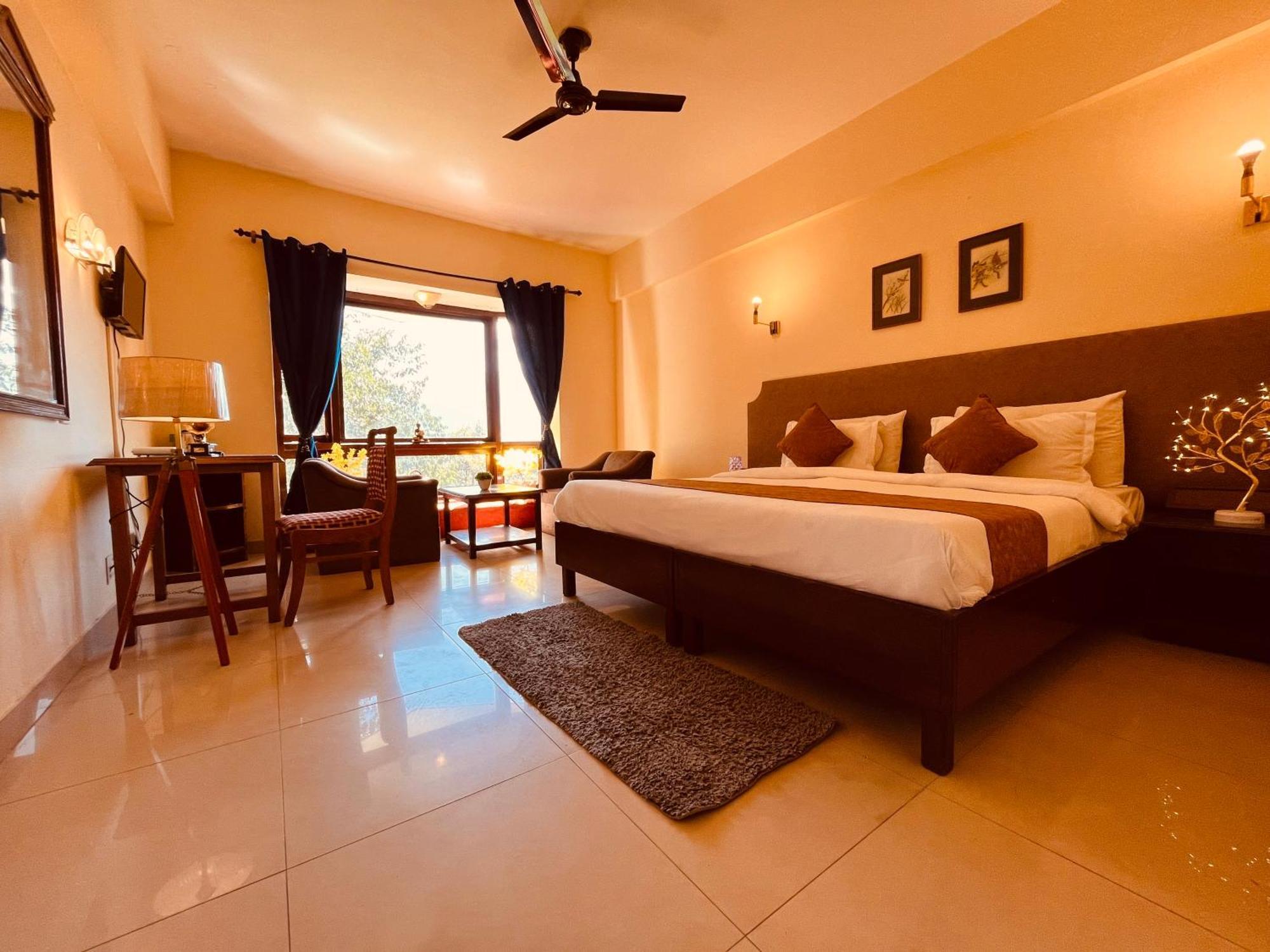 Sagar Resort !! Mountain View ! Luxury Stay ! Family Resort ! Private Parking ! Near Mall Road Manāli Exteriér fotografie