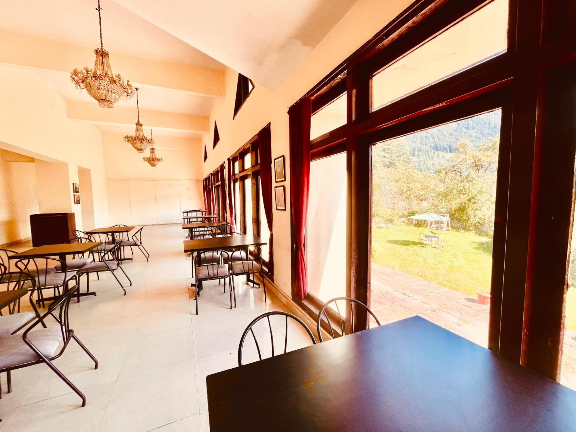 Sagar Resort !! Mountain View ! Luxury Stay ! Family Resort ! Private Parking ! Near Mall Road Manāli Exteriér fotografie
