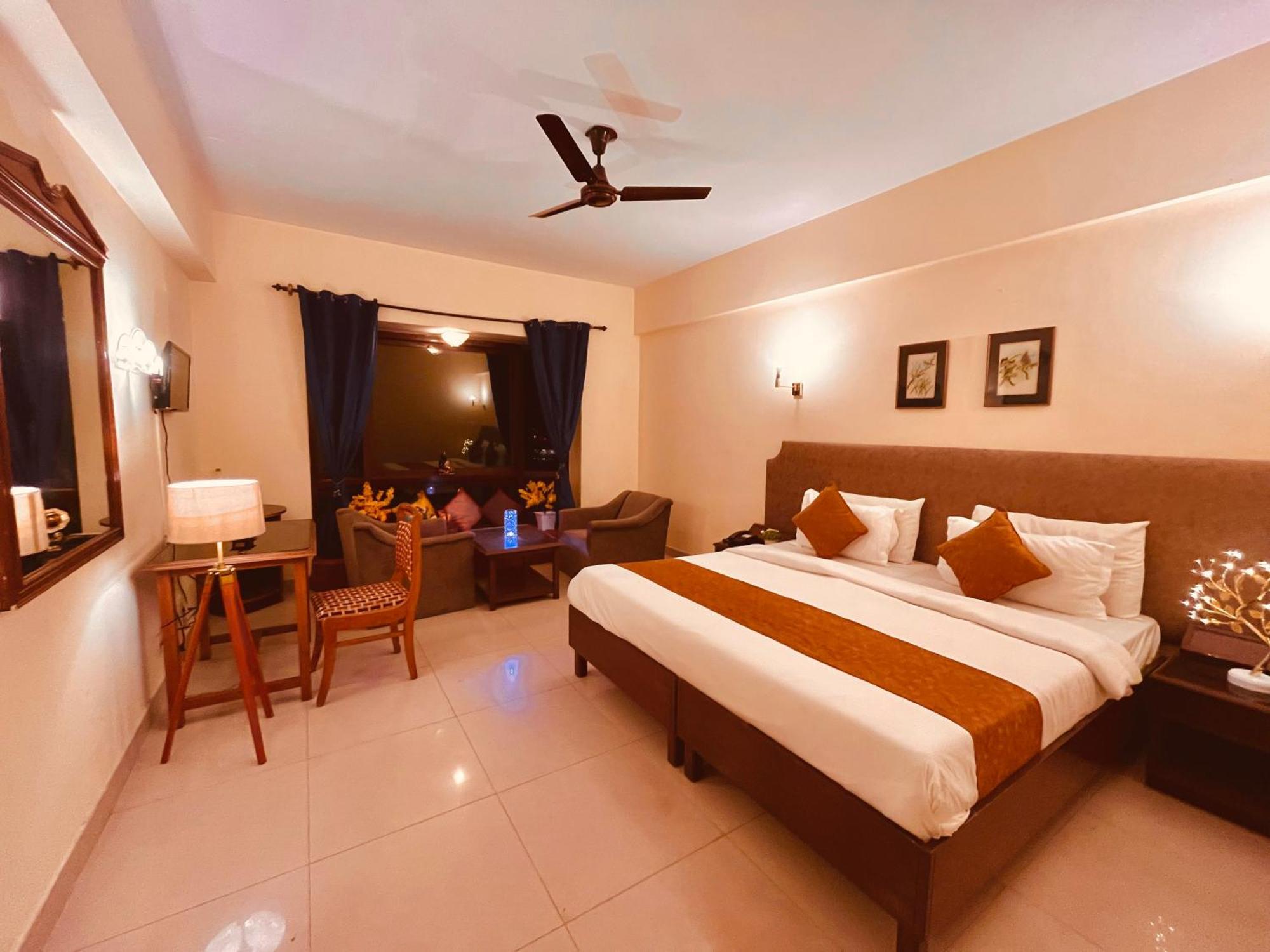 Sagar Resort !! Mountain View ! Luxury Stay ! Family Resort ! Private Parking ! Near Mall Road Manāli Exteriér fotografie